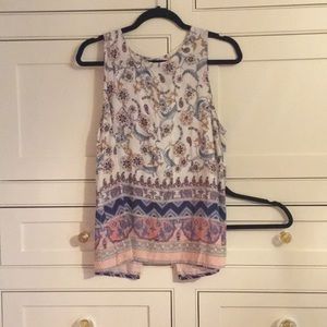 Elodie, flowy floral shirt